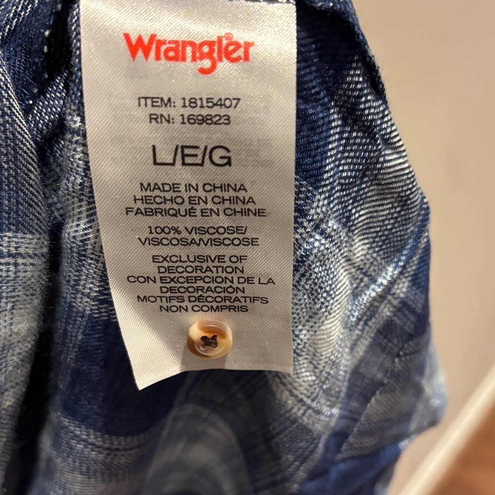 Wrangler Blue Plaid Blouse - Picture 6 of 7